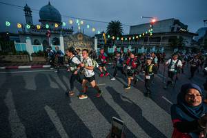 BIB: 
                            <button type="button" onclick="openModal(26233118)" class="btn btn-primary btn-sm float-right btn-popup" data-toggle="modal" data-target=".modal-high-quality">
                        <i class="fas fa-shopping-cart"></i> Add to Cart
                    </button>
                                            <button type="button" onclick="isThisMe(26233118, true)" class="btn btn-success btn-sm float-right btn-popup btn-isme hidden" data-toggle="tooltip" data-placement="bottom" title="นี่คือรูปของคุณใช่ไหม คลิกที่นี่เพื่อเอาเข้าอัลบั้ม">
                        <i class="fas fa-plus"></i> Add to album
                    </button>
                    <button type="button" onclick="isThisMe(26233118, false)" class="btn btn-warning btn-sm float-right btn-popup btn-isnotme hidden">
                        <i class="fas fa-ban"></i> Remove from album
                    </button>